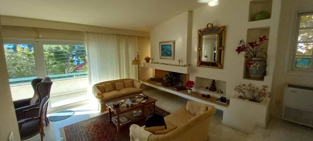 House in Voula,  10793815