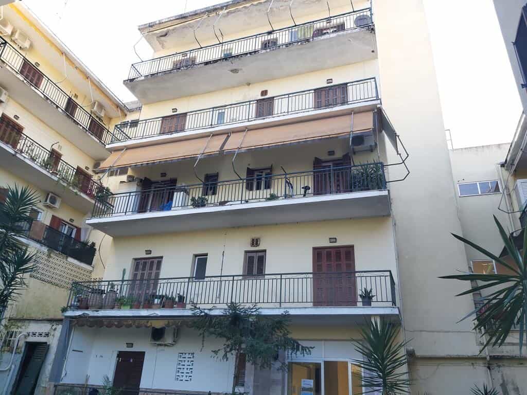 Condominium in Kerkyra, Ionia Nisia 10793932