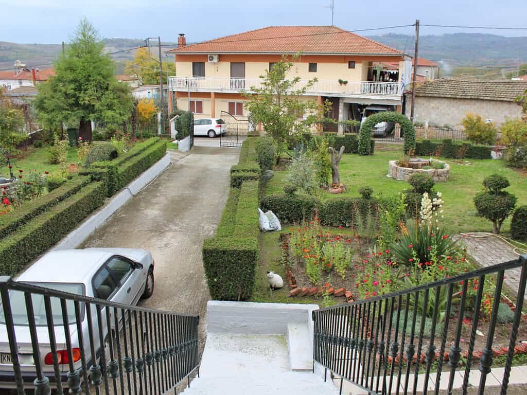 房子 在 Aiginio, Kentriki Makedonia 10794203