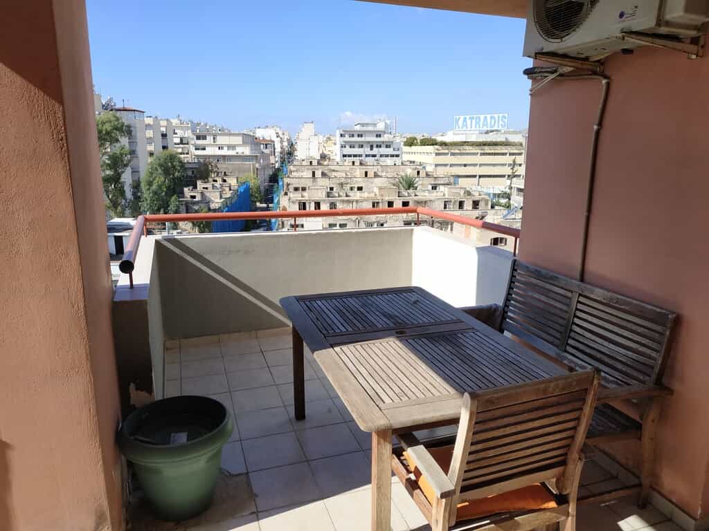 Condominium dans Le Pirée, Attique 10794282