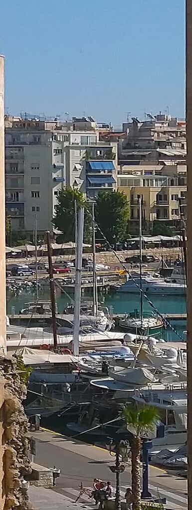 Condominium in Piraeus, Attiki 10794302