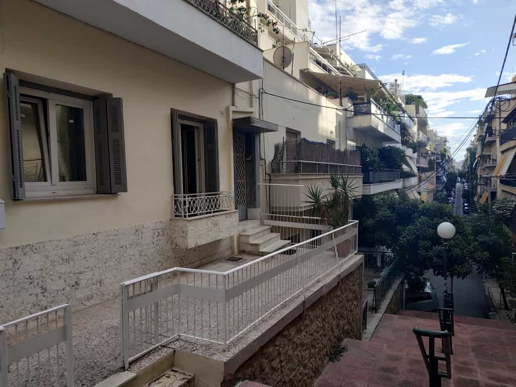 Condominium dans Le Pirée, Attique 10794312