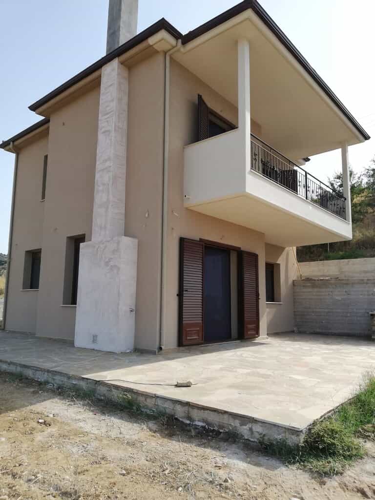 House in Νικήτη,  10794584