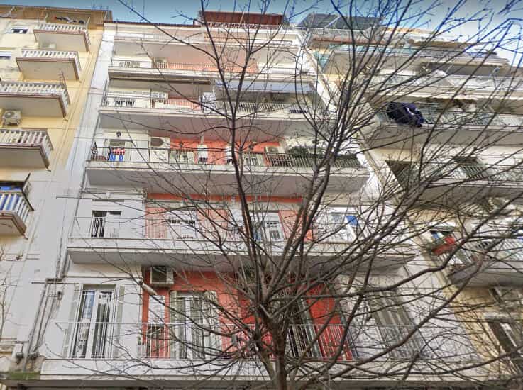 Eigentumswohnung im Thessaloniki, Kentriki Makedonia 10795191