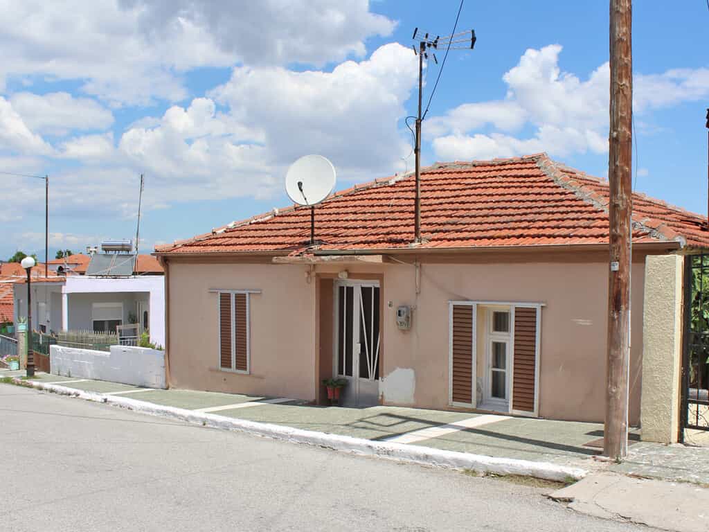 House in Aiginio, Kentriki Makedonia 10795207