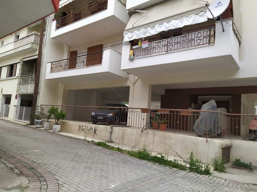 Condominium in Evosmos,  10795382