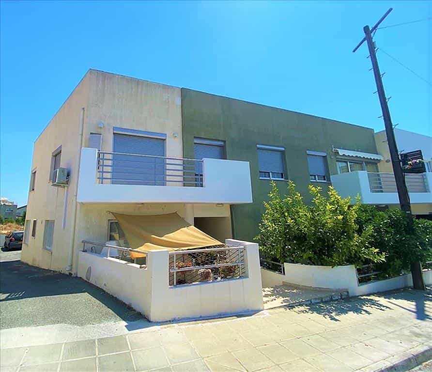 Condominium in Agios Athanasios, Limassol 10796267