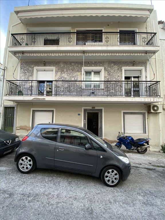 公寓 在 Ilioupoli,  10796578