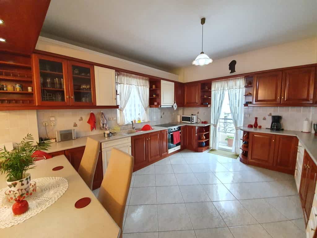 Condominium dans Agios Nikolaos, Kriti 10796779