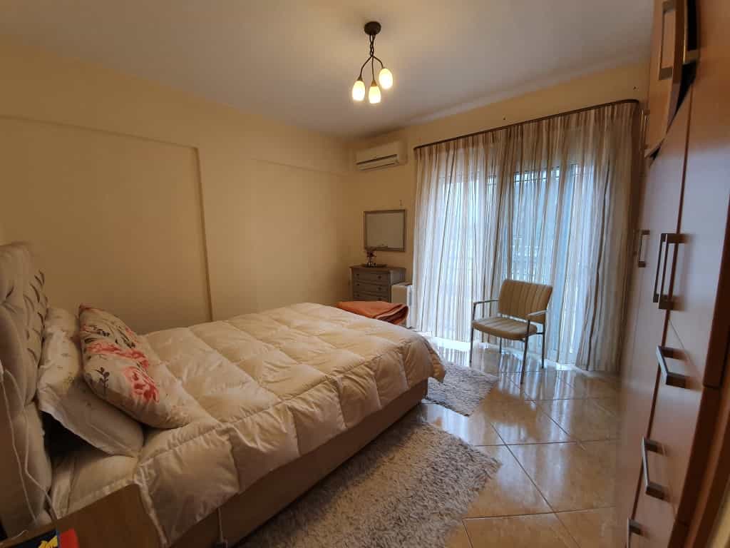 Condominium dans Agios Nikolaos, Kriti 10796816