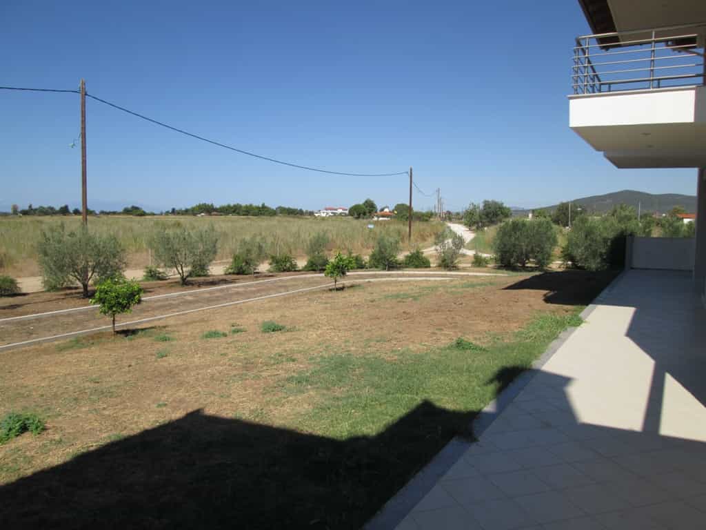 House in Nisi,  10796856
