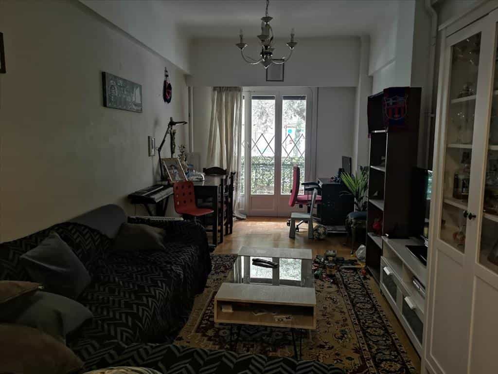 公寓 在 尼亞斯米爾尼, 阿蒂基 10797201