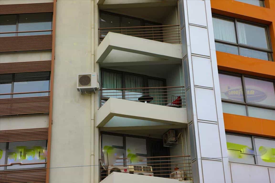 公寓 在 Thessaloniki,  10797262