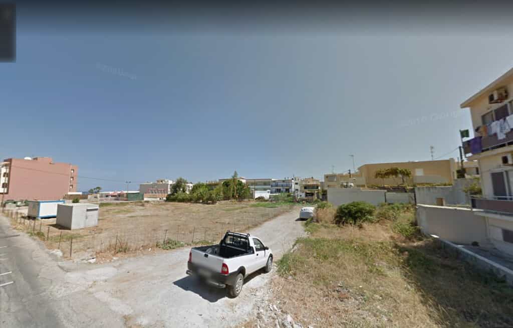 Terre dans Agios Antonios, Kriti 10797331