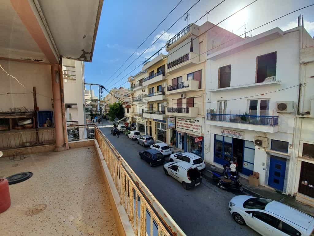 Condominium in Agios Nikolaos,  10797411