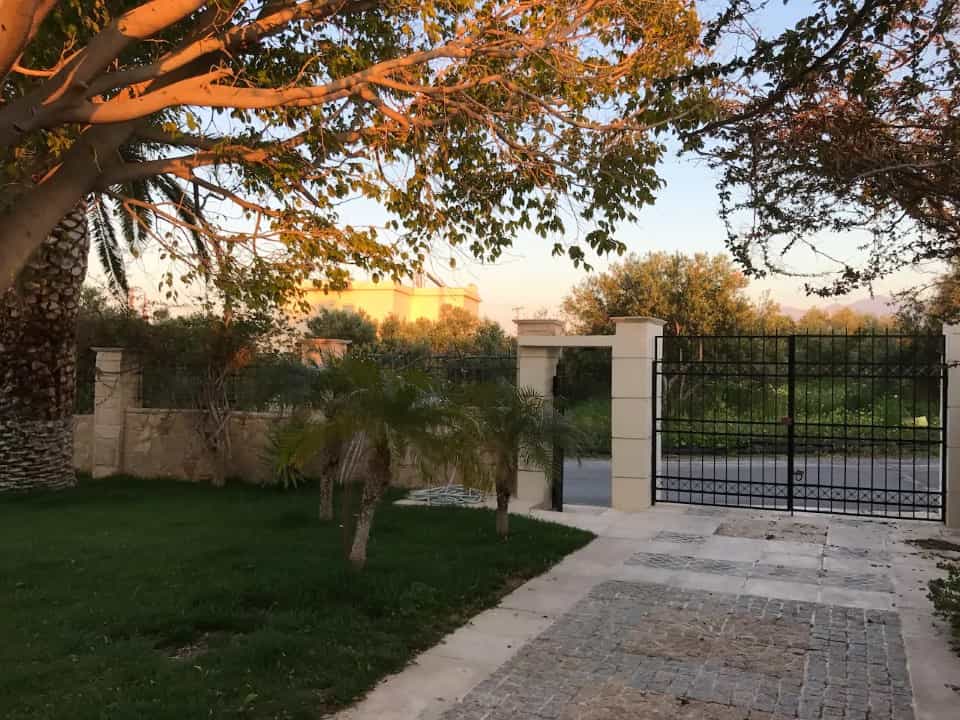 House in Limenas Chersonisou,  10797489