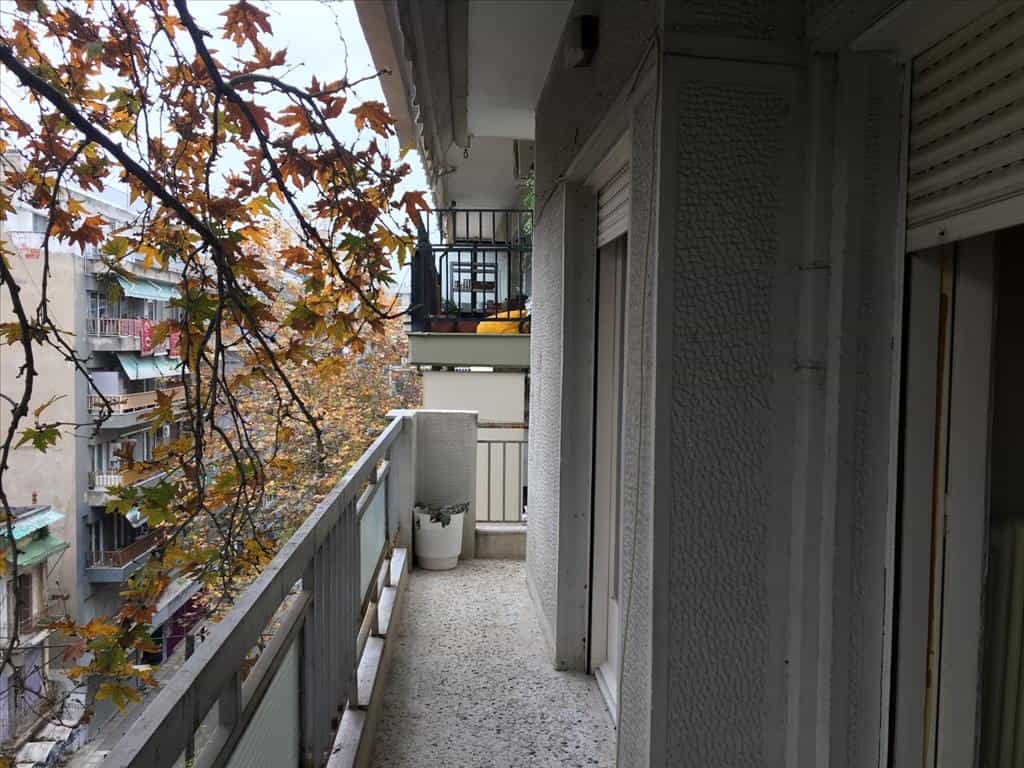 Квартира в Thessaloniki,  10797503