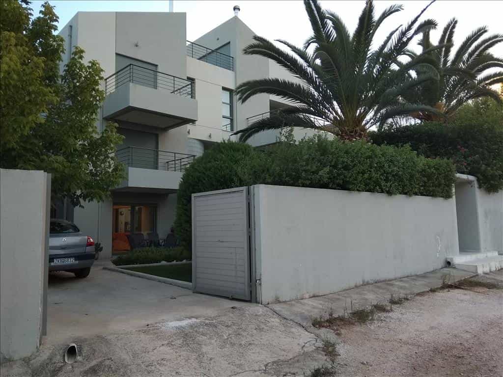 House in Porto Rafti,  10797843