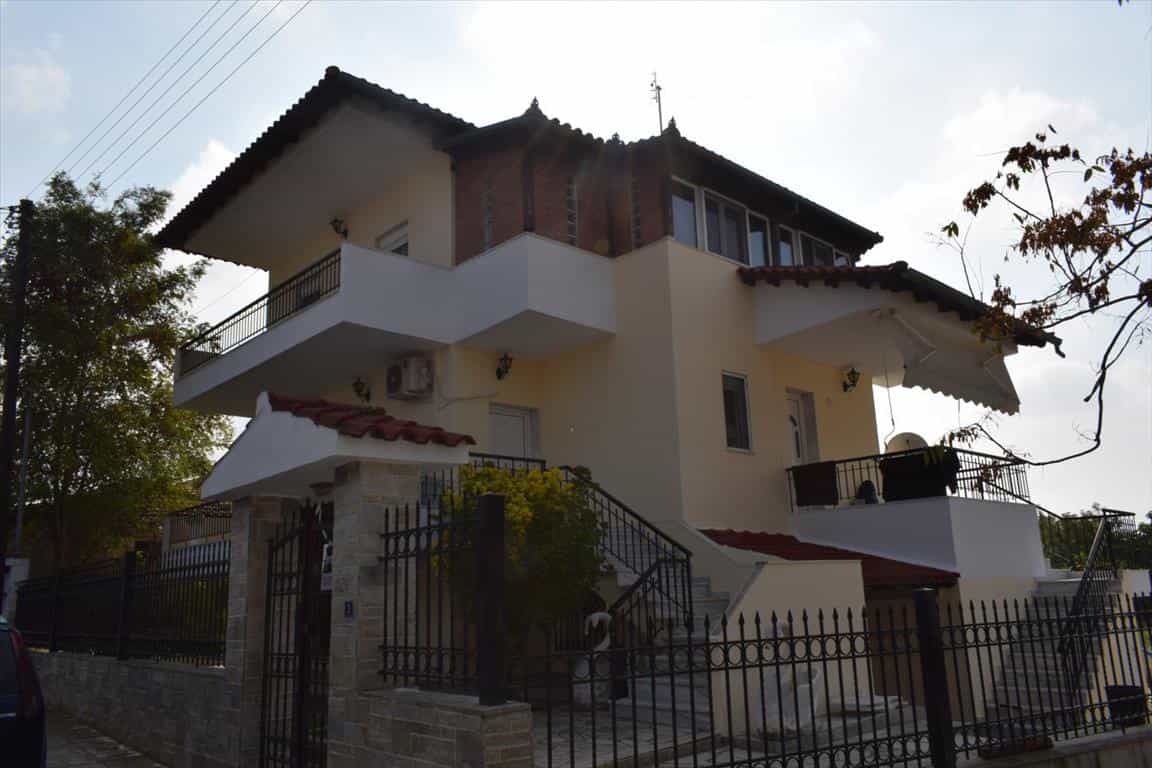 casa en Ano Scholari, Kentriki Macedonia 10797966