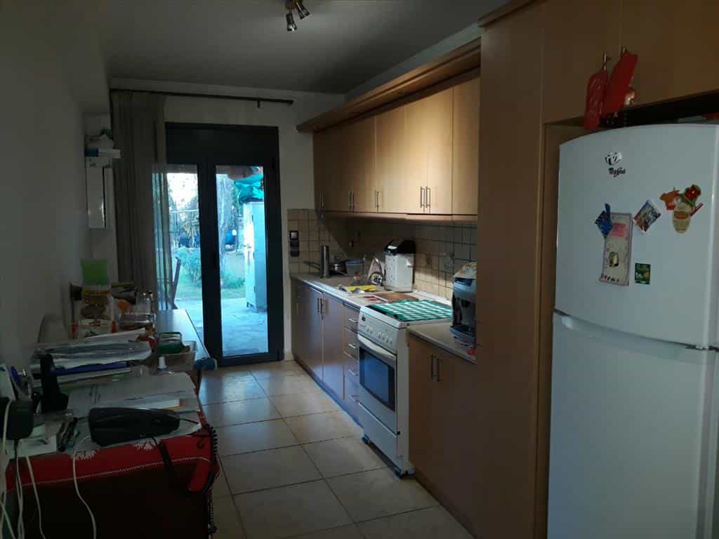 House in Stamata,  10798350