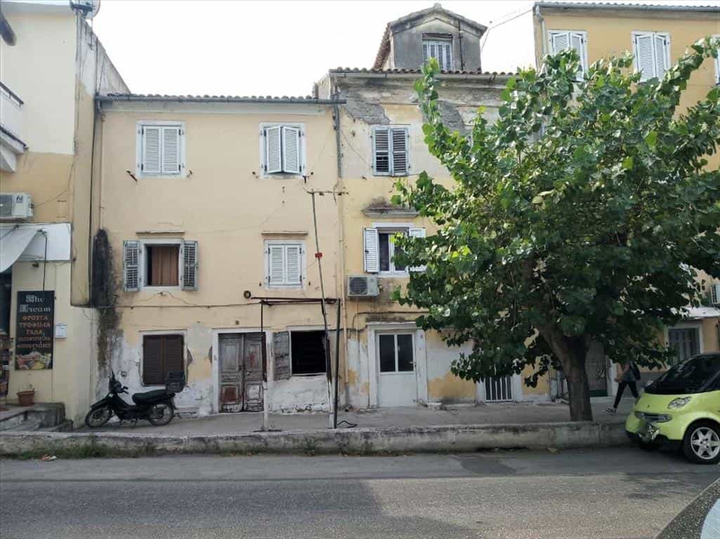 Condominium in Mantouki, Ionia Nisia 10798414