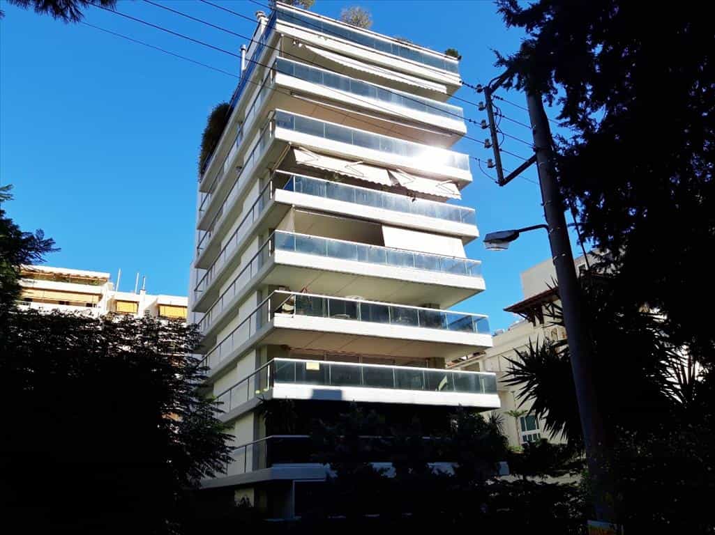 Condominium in Paleo Faliro,  10798618
