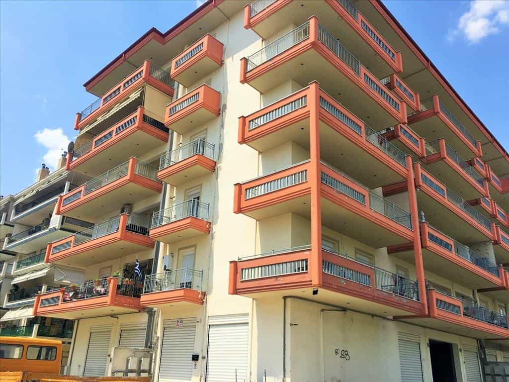 Condominium in Evosmos, Kentriki Makedonia 10798803