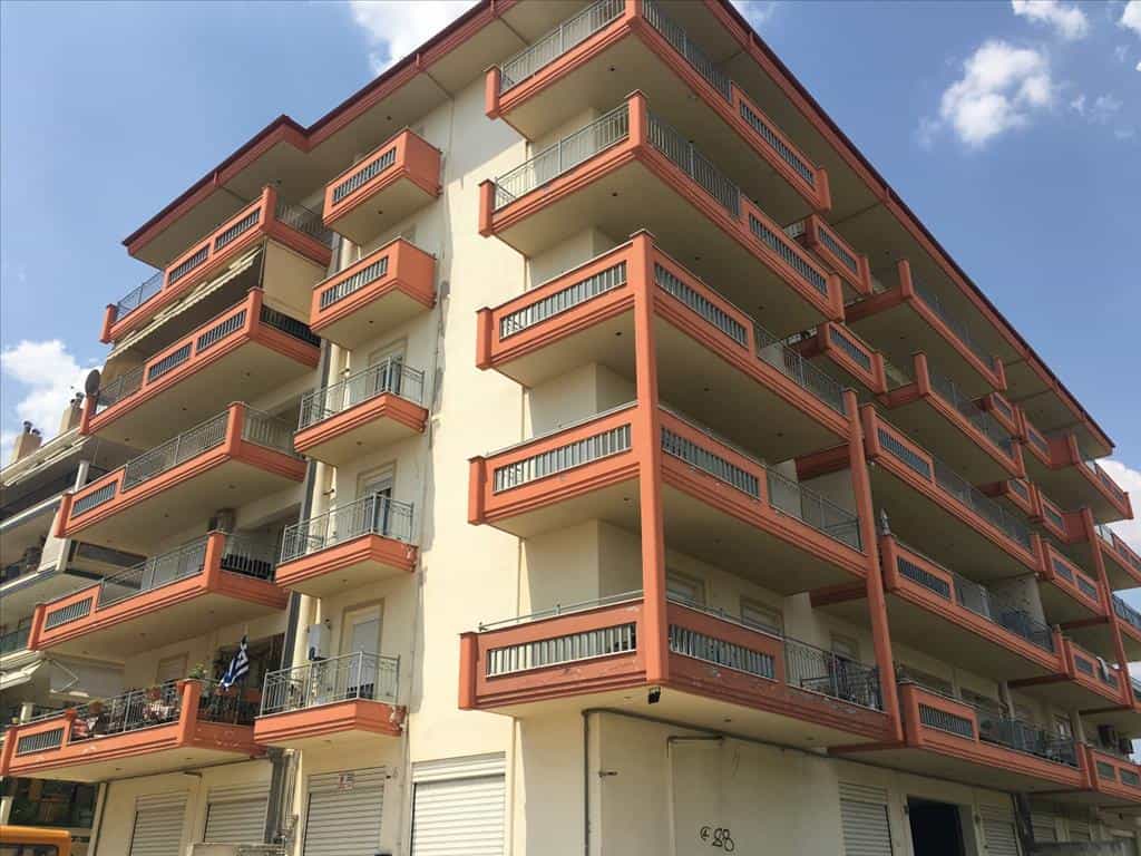 Condominium in Evosmos,  10798804