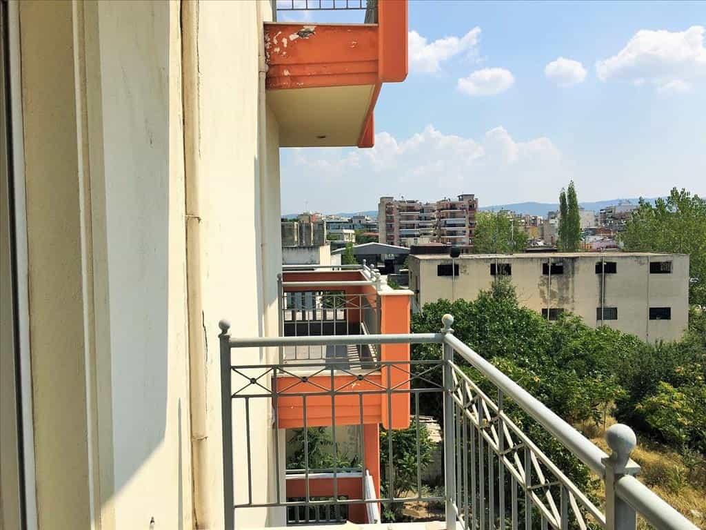 Condominium in Evosmos,  10798805