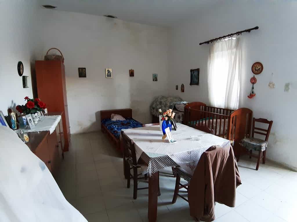 жилой дом в Атанатой, Крити 10798848