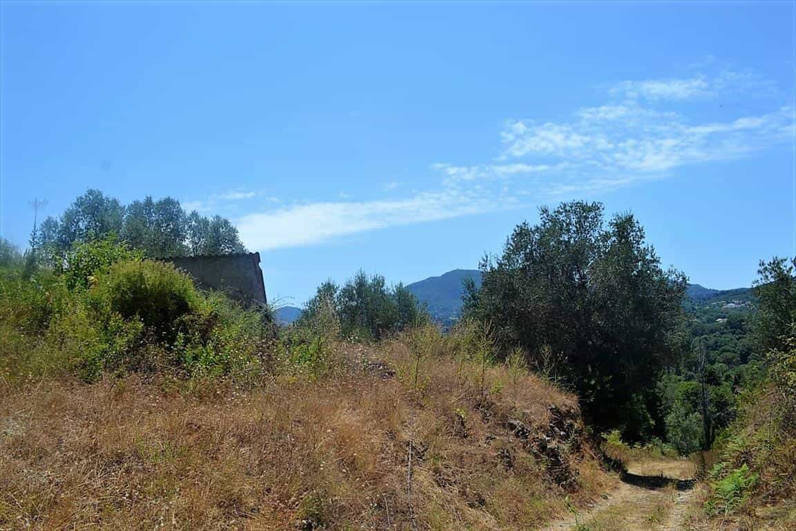 Land in Bastouni, Ionia Nisia 10798923