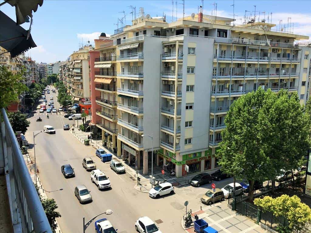 Ejerlejlighed i Thessaloniki,  10799170