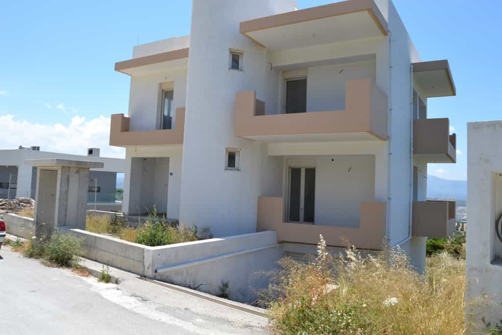 жилой дом в Дракулиарис, Крити 10799180