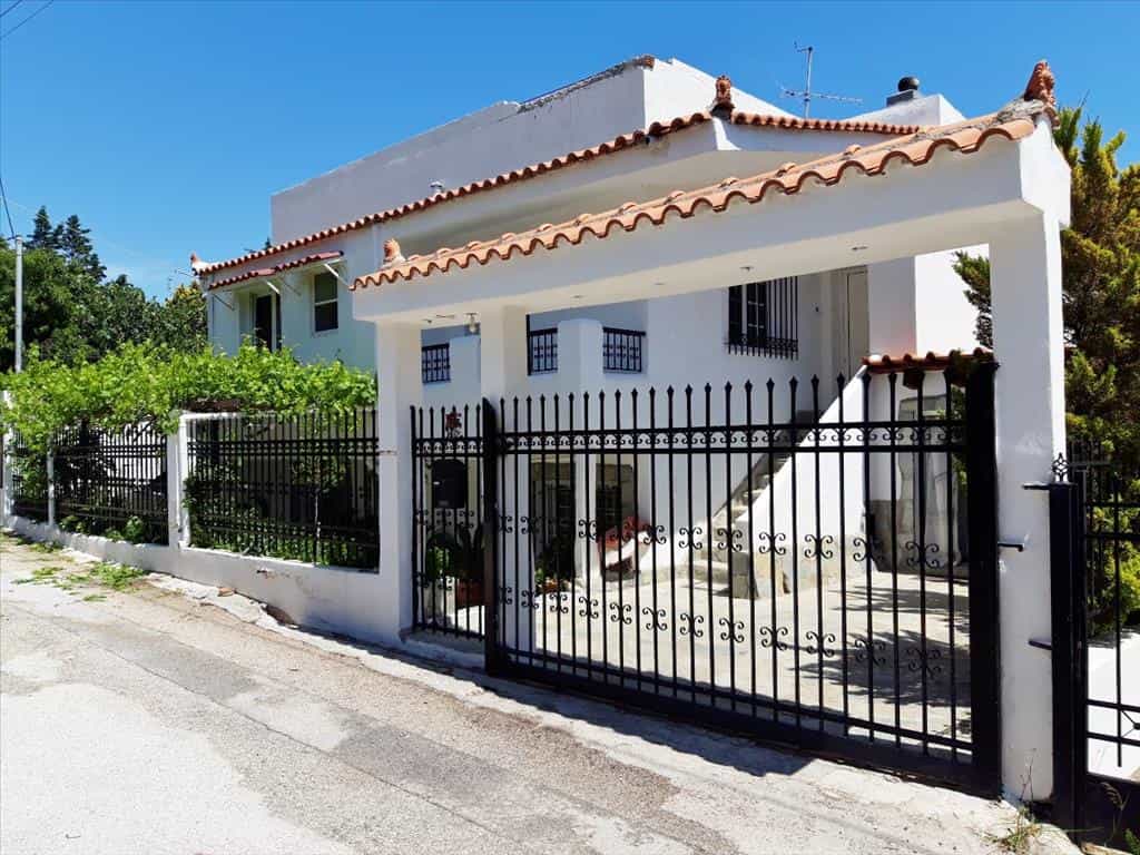 House in Agia Marina,  10799641