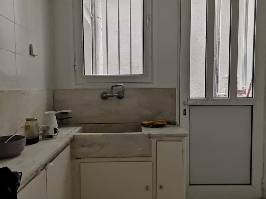 Condominium in Athina,  10799668