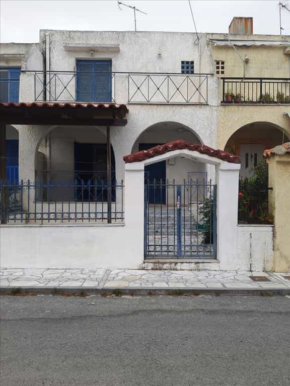 House in Agioi Theodoroi, Kriti 10799719