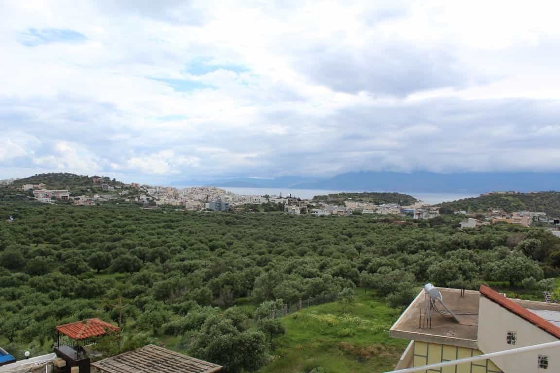 жилой дом в Агиос Николаос, Крити 10799815
