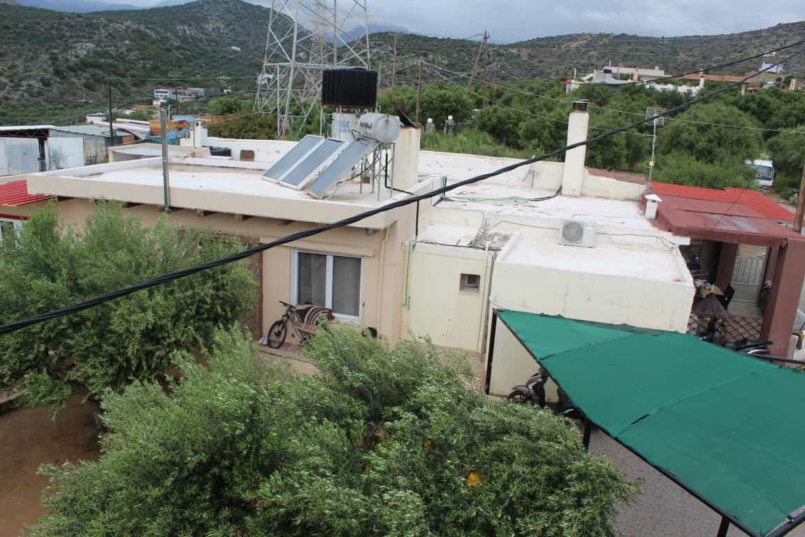 Будинок в Agios Nikolaos,  10799815