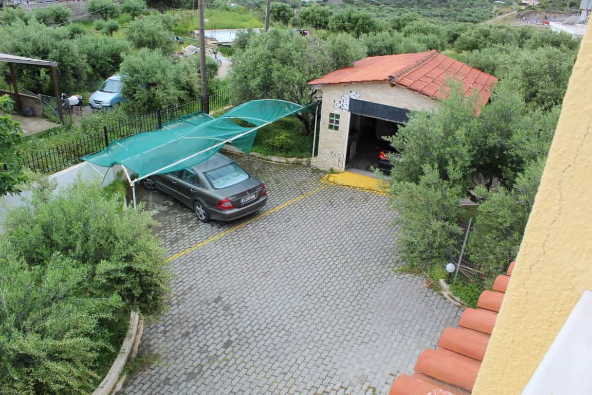 House in Agios Nikolaos,  10799815