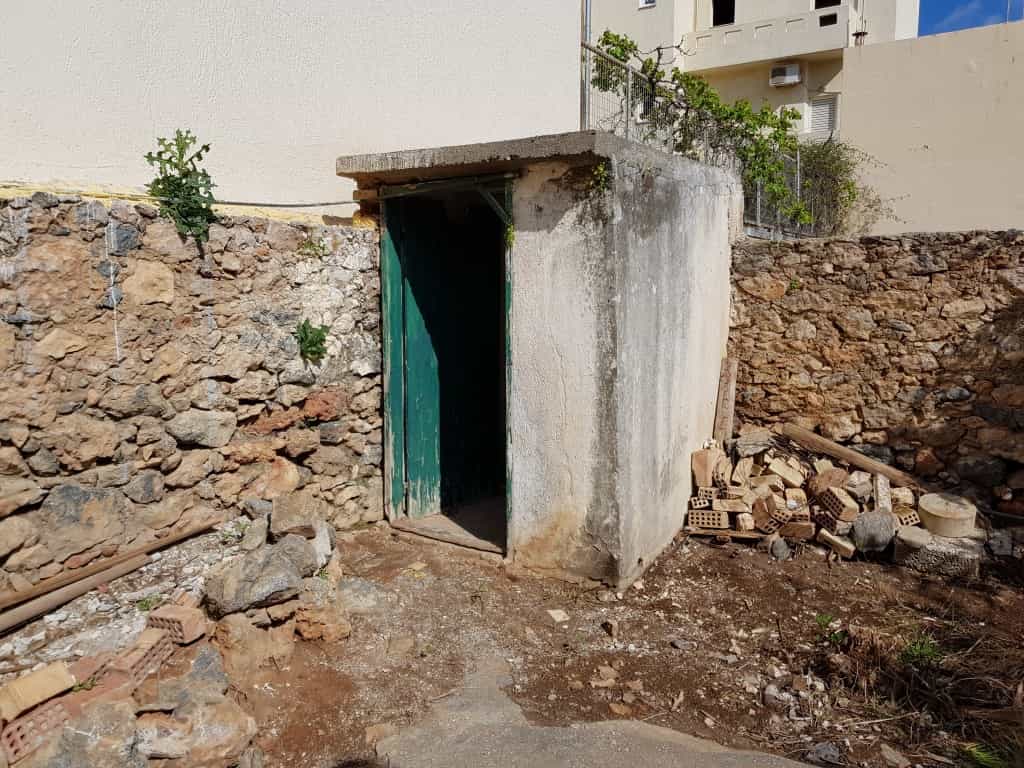 жилой дом в Agios Nikolaos,  10799897