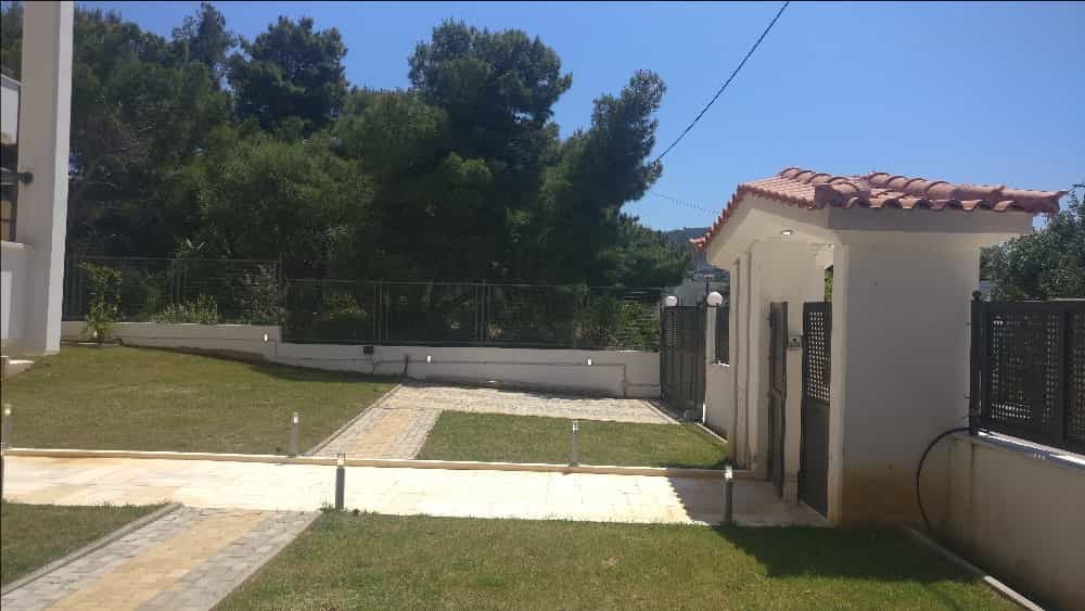 House in Saronida,  10800170