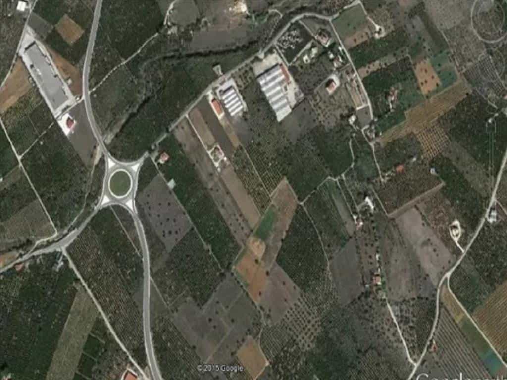 Tanah dalam Nafplio, Peloponnisos 10800288