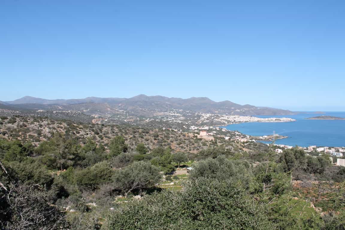 Land in Agios Nikolaos, Kriti 10800664
