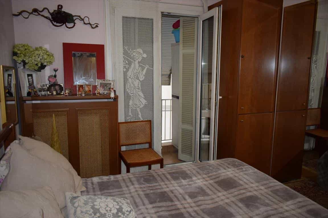 Condominio en Thessaloniki,  10800712