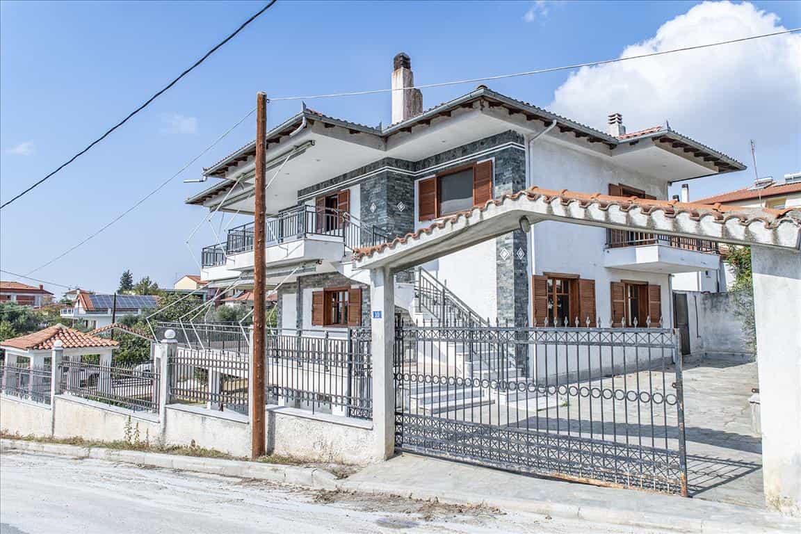 Huis in Trilofo, Kentriki Makedonia 10800756