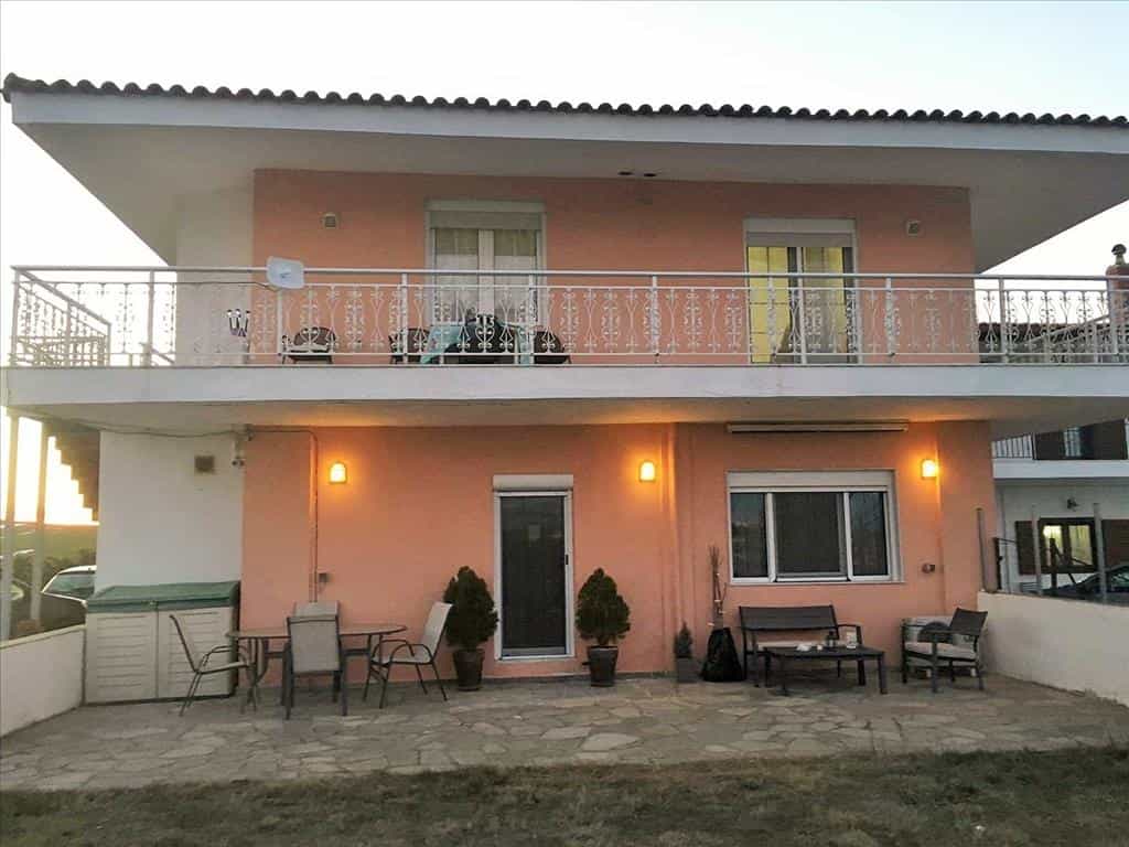 House in Neoi Epivates, Kentriki Makedonia 10800849