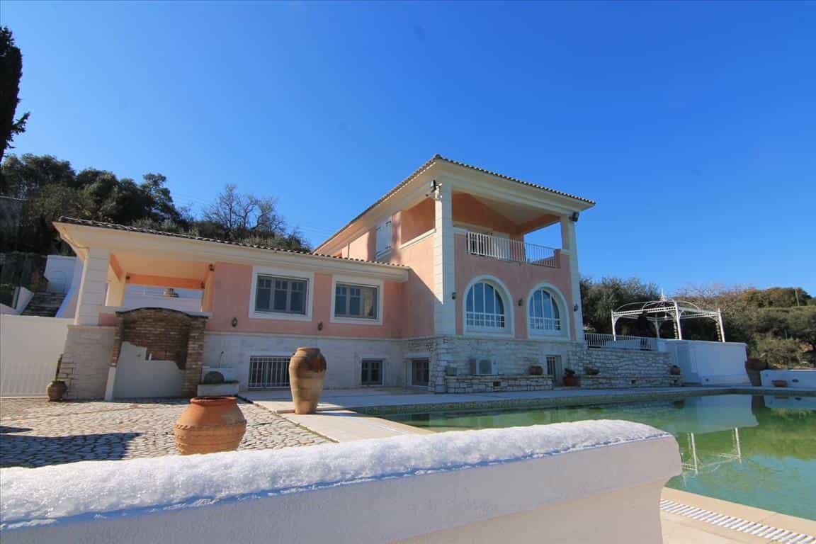 House in Kassiopi, Ionia Nisia 10800960