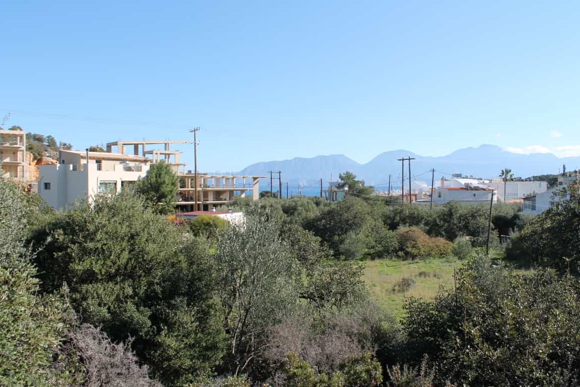 Land i Agios Nikolaos, Kriti 10801003