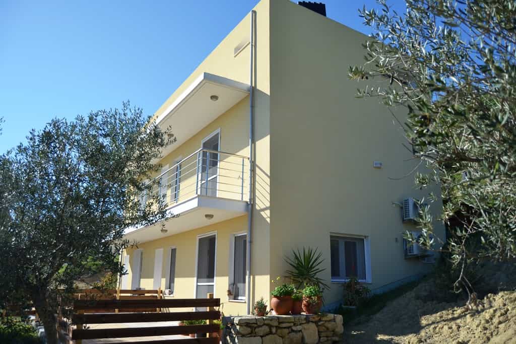 жилой дом в Эпано Ватея, Крити 10801099