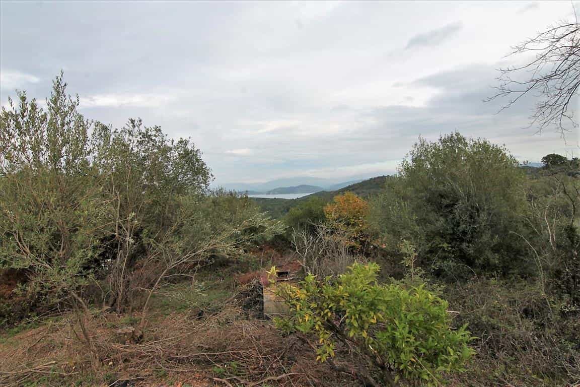 Land in Kassiopi, Ionia Nisia 10801147